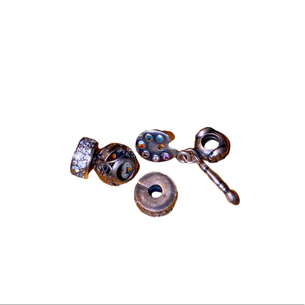 4 Pandora Charms